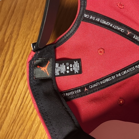 JORDAN SNAPBACK HAT - Picture 7 of 8